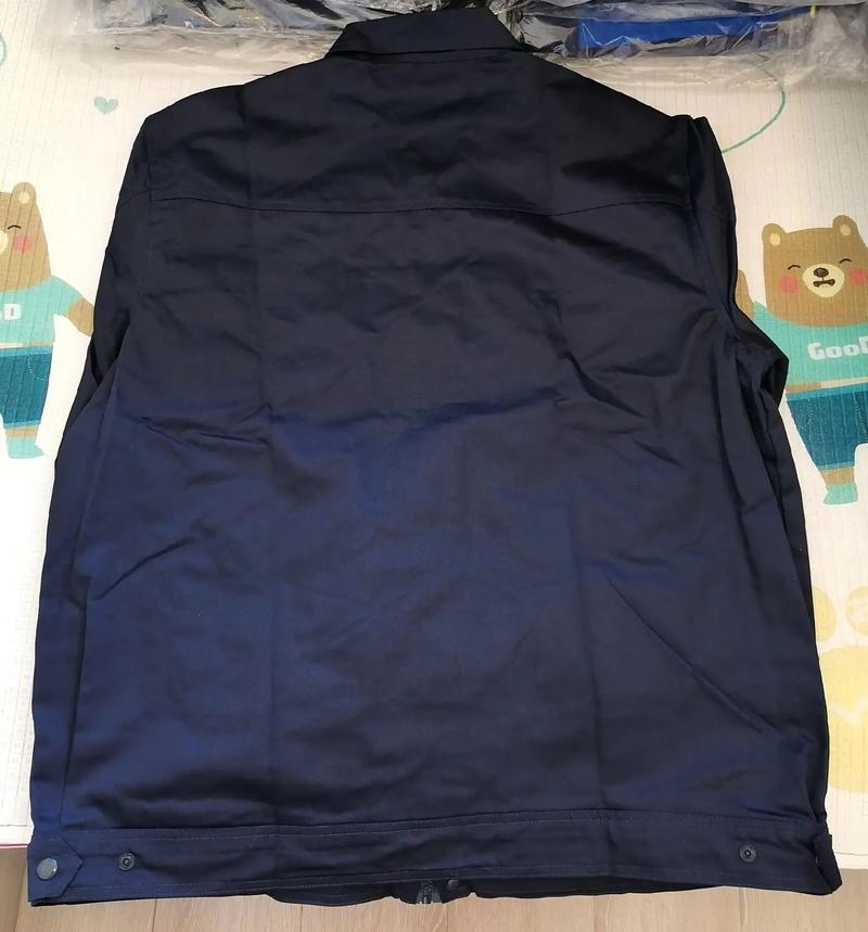 三一工作服,有要的联系